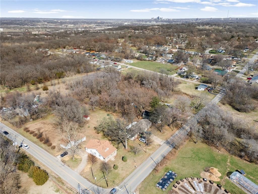 4118 Gibbs Road — photo 47