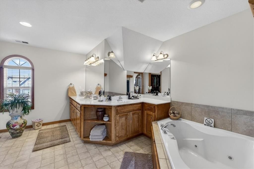 6212 NE 120th Street — photo 30