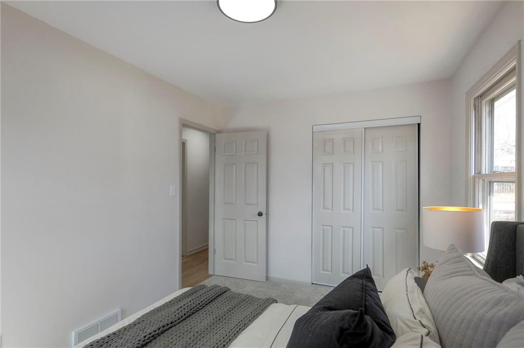 5121 S Cottage Avenue — photo 17