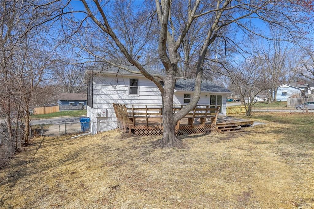 5121 S Cottage Avenue — photo 31