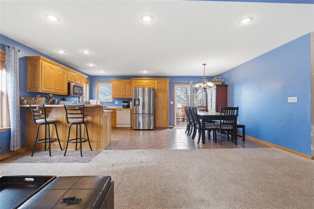 305 S Truman Road — photo 4