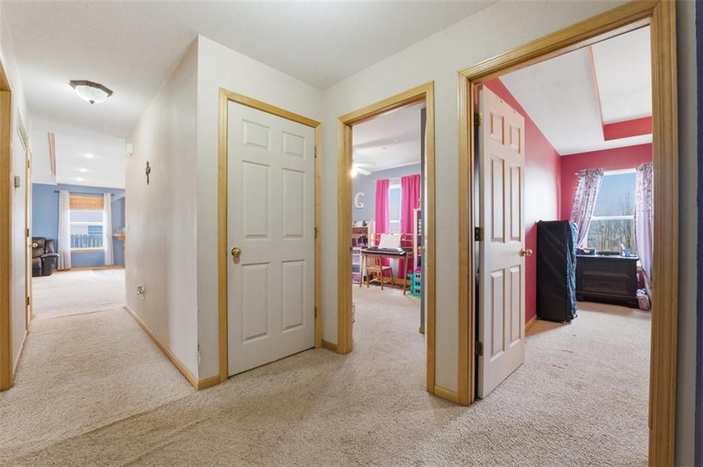 305 S Truman Road — photo 12