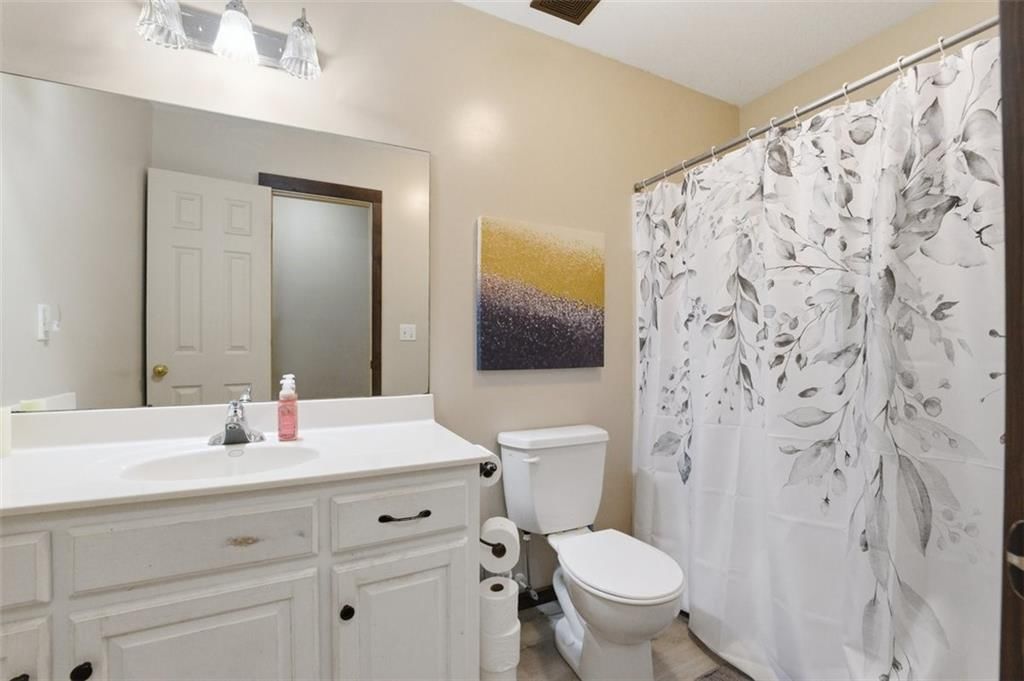 305 S Truman Road — photo 19