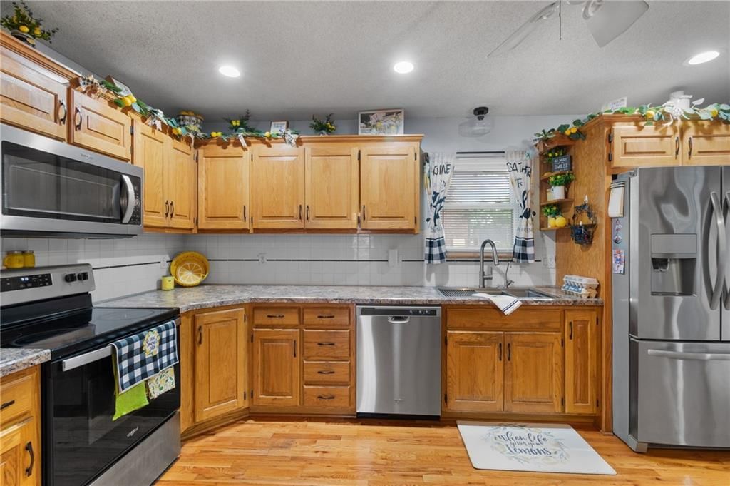 15707 E 3rd Terrace Court S — photo 11