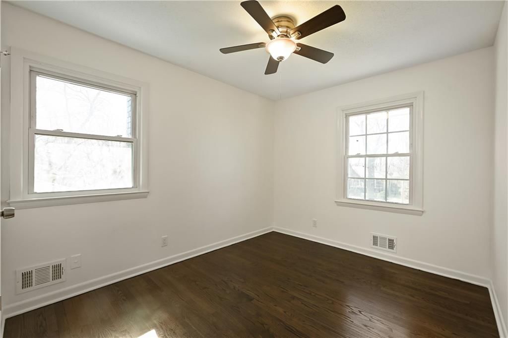 4907 Crescent Avenue — photo 18