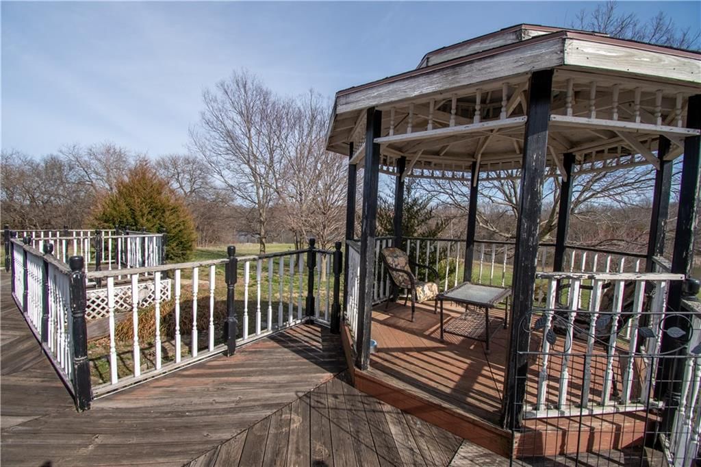 8333 Tobin Valley Drive — photo 11