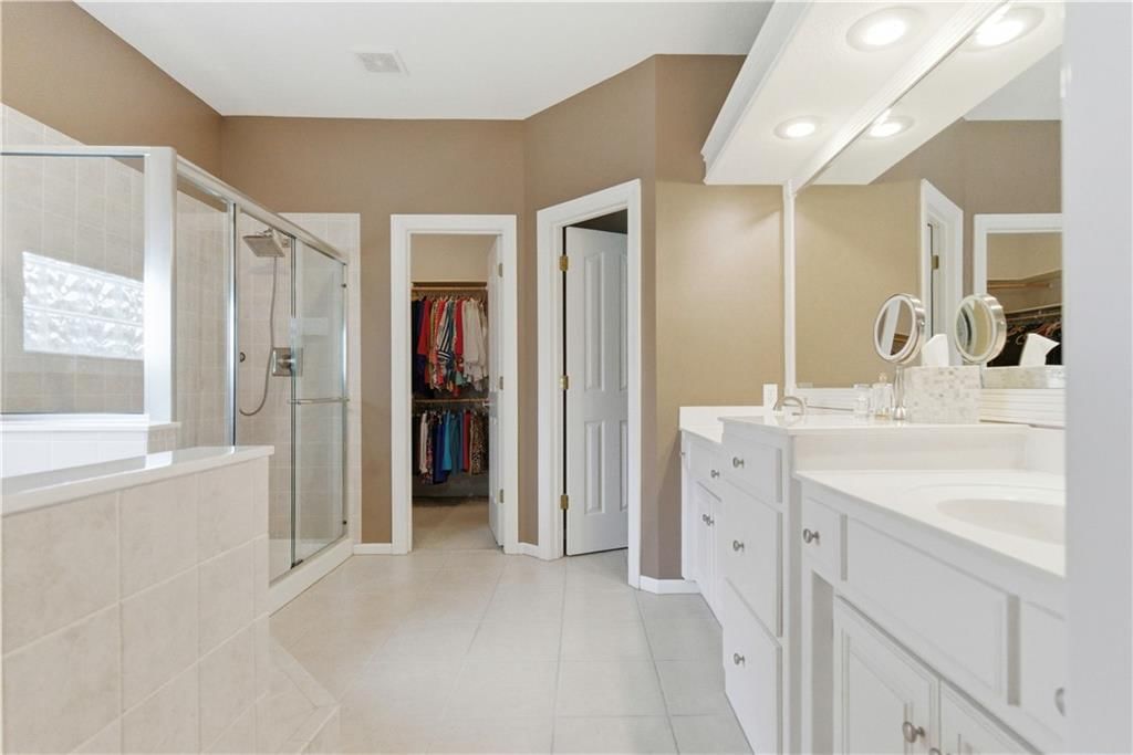 19313 W 98th Street — photo 14