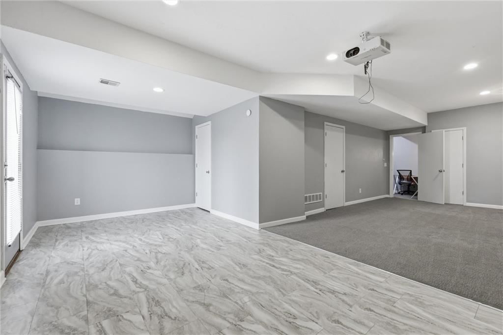 3733 S Thompson Circle — photo 23