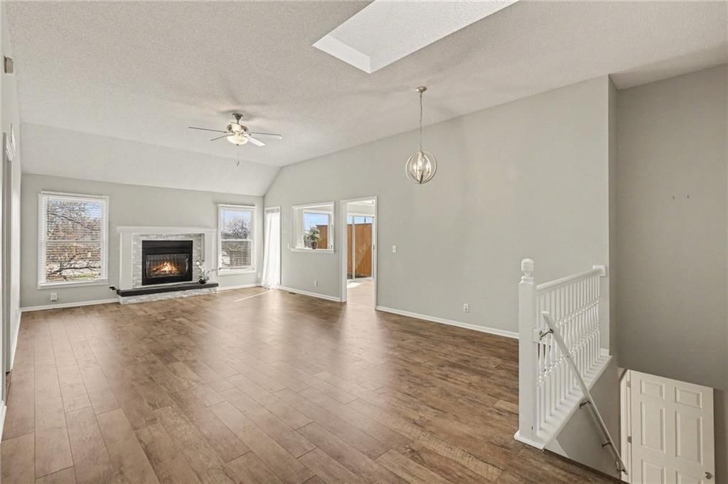 7013 W 157th Terrace — photo 7