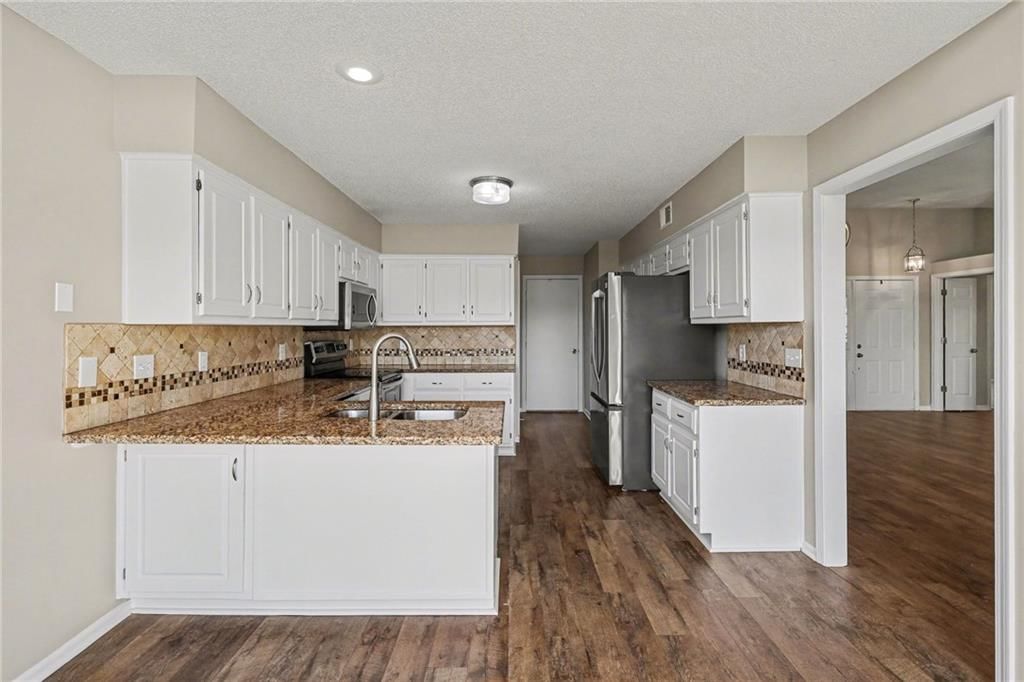 7013 W 157th Terrace — photo 19