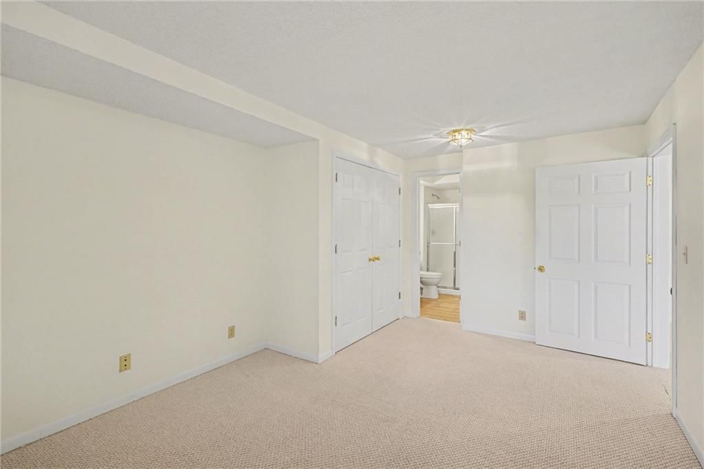 7013 W 157th Terrace — photo 35