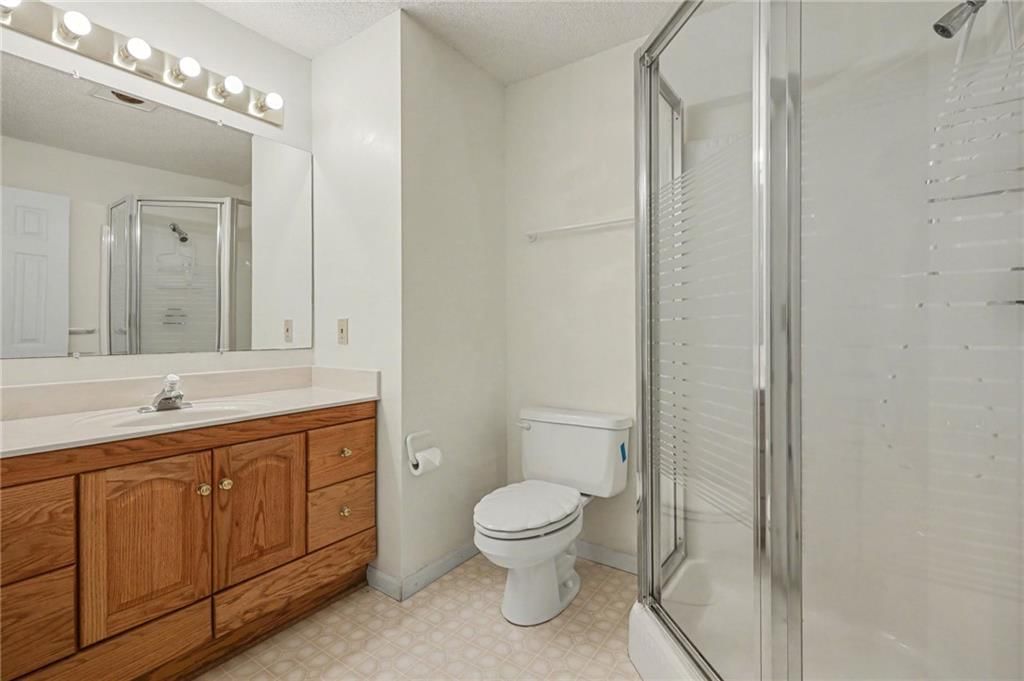 7013 W 157th Terrace — photo 37