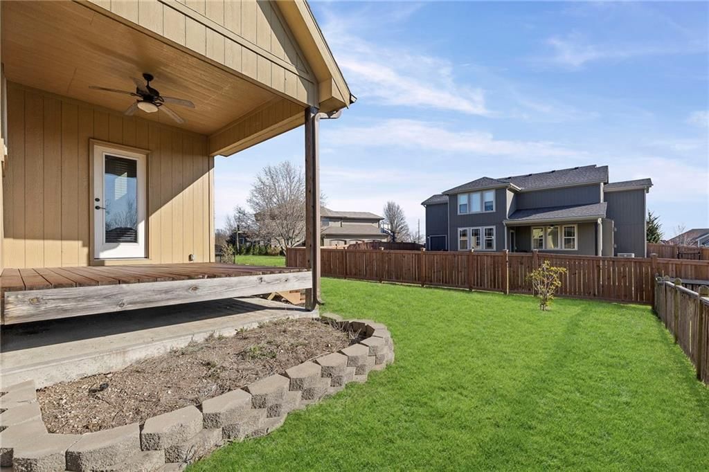 31151 W 165TH Terrace — photo 8