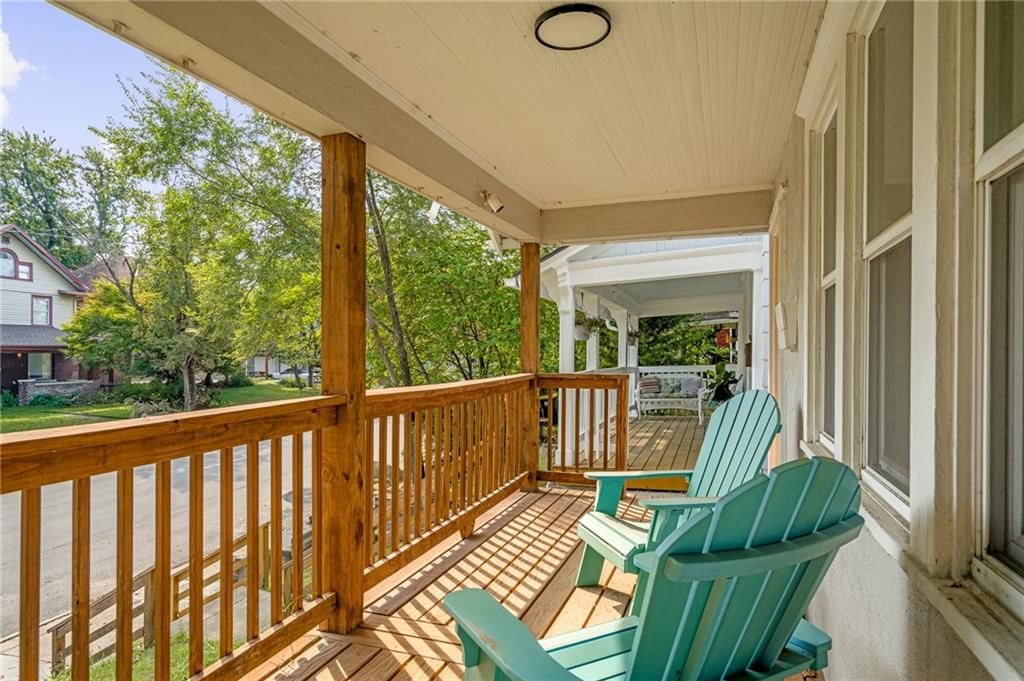 2532 Charlotte Street — photo 28