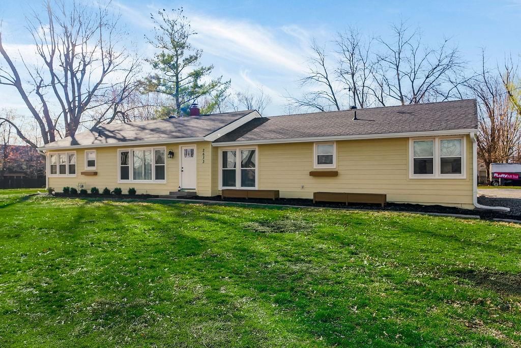 2633 E Langsford Road — photo 36