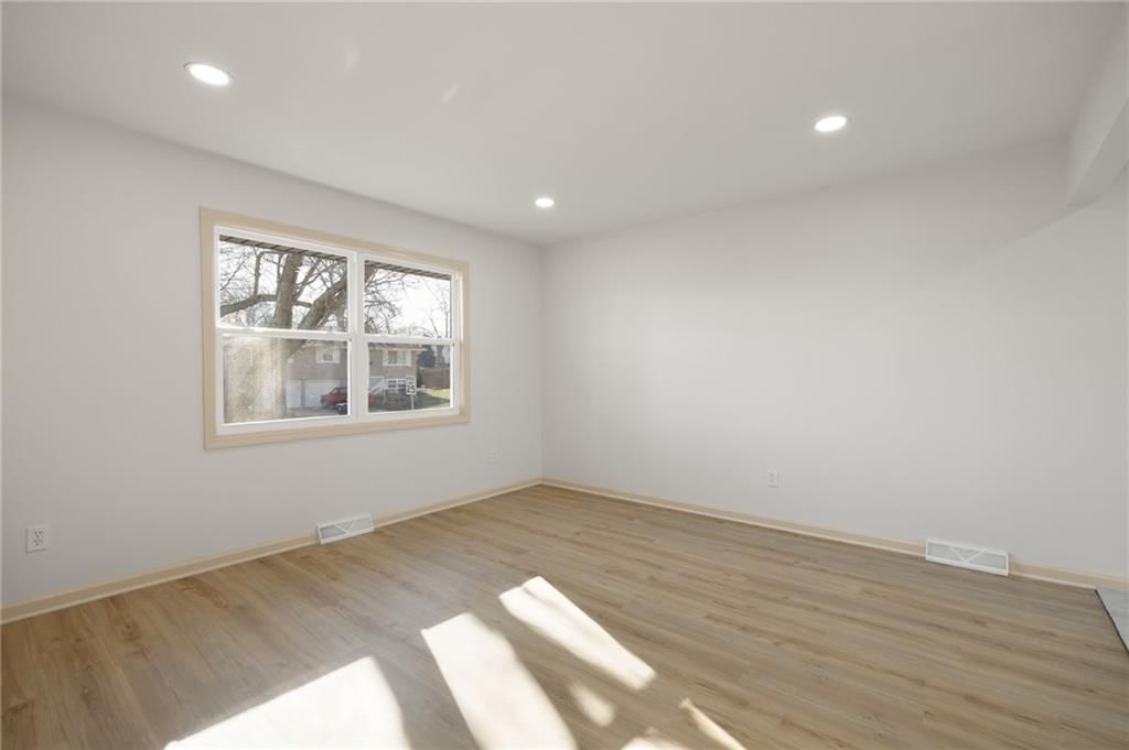 901 SW Speas Drive — photo 3
