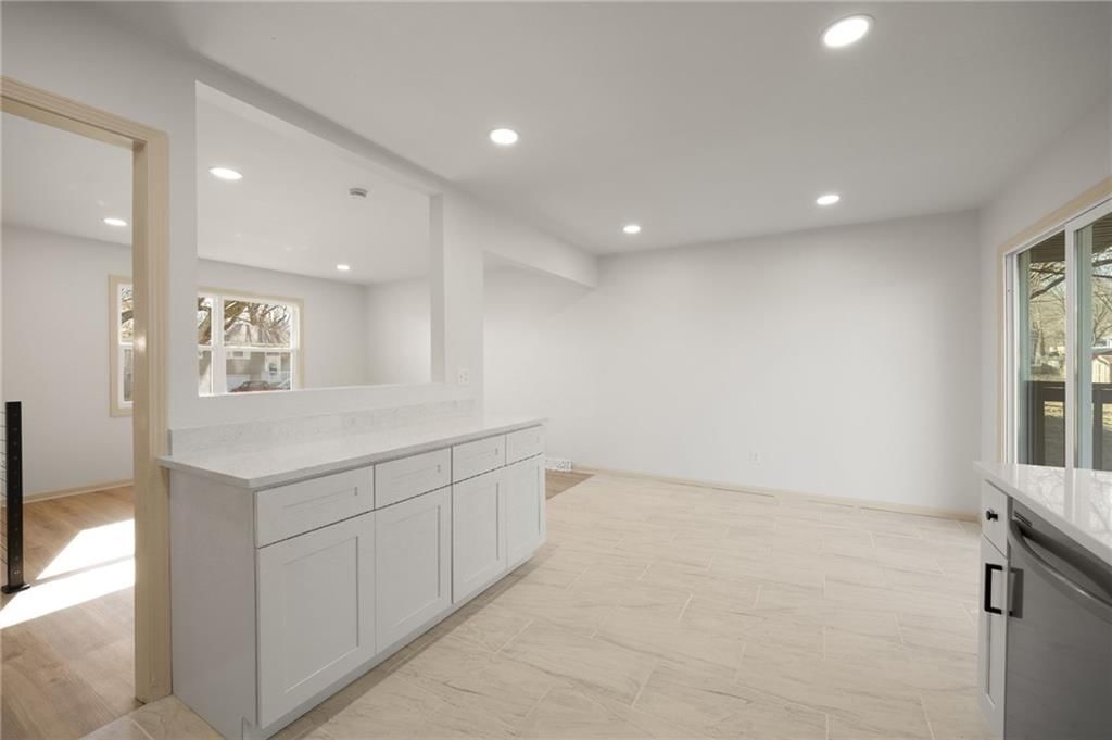 901 SW Speas Drive — photo 11