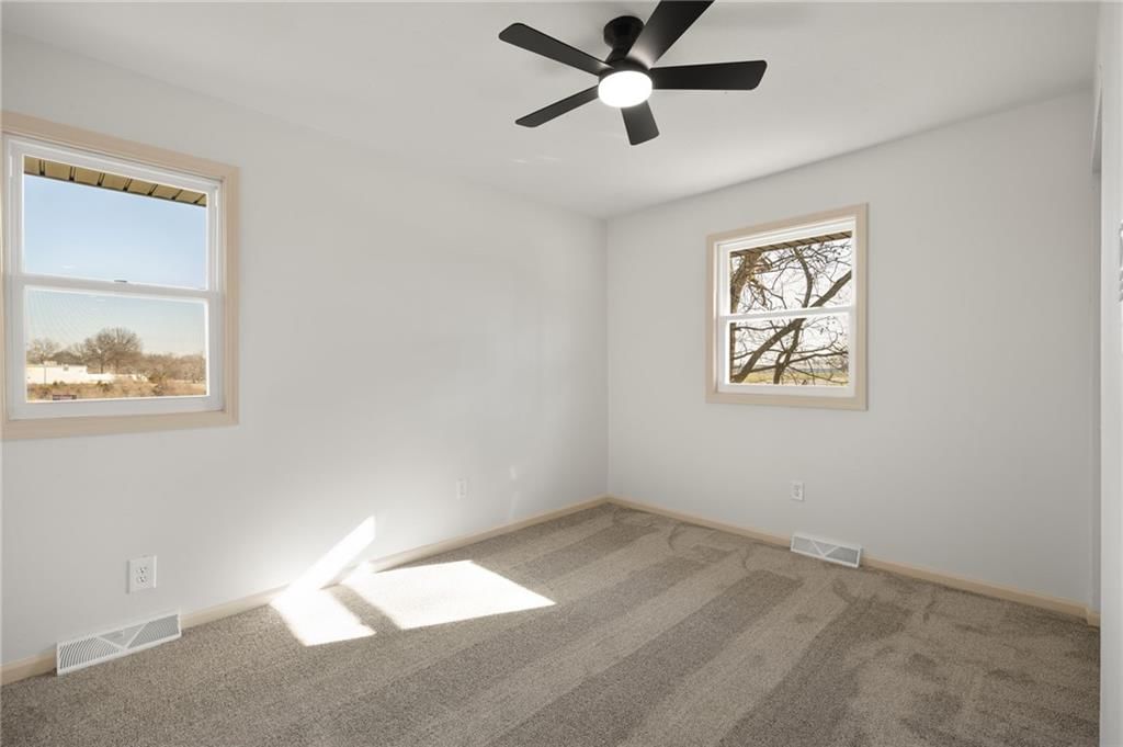 901 SW Speas Drive — photo 17