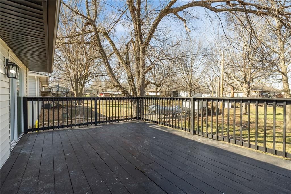 901 SW Speas Drive — photo 29