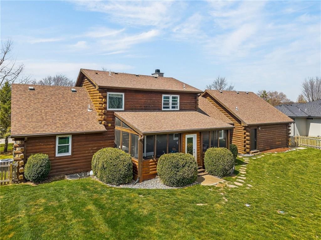 611 N Winnebago Drive — photo 49