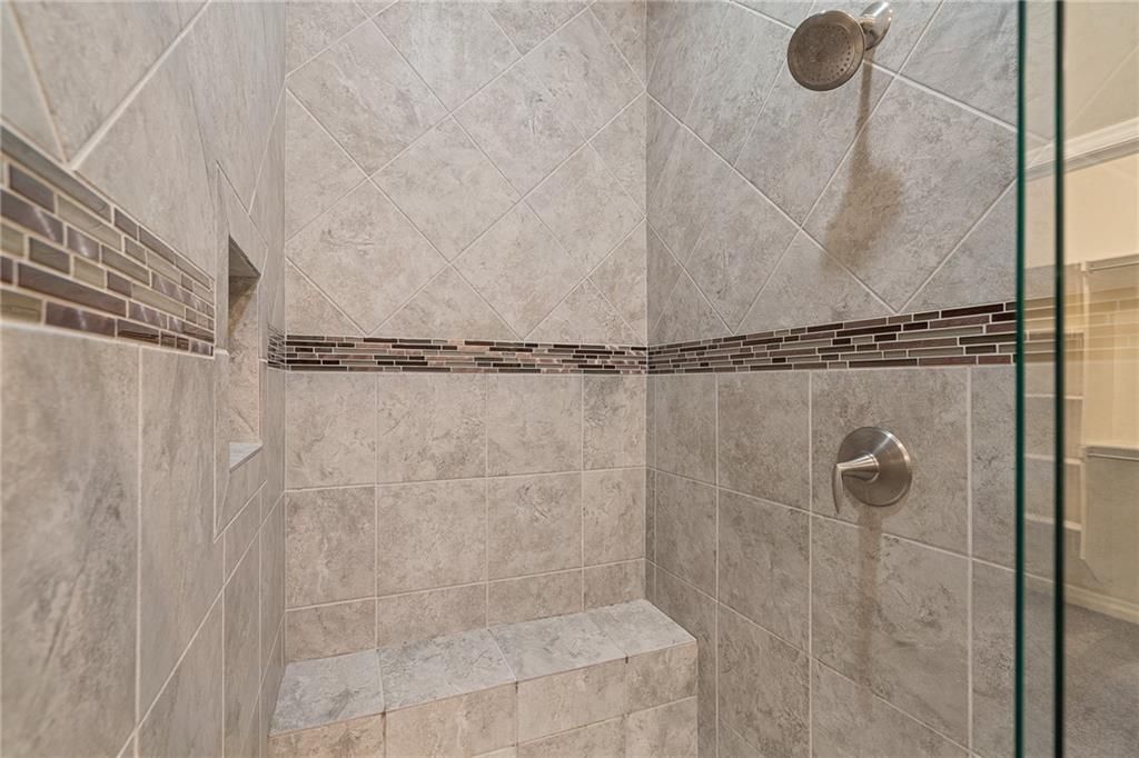 1206 Johnston Drive — photo 11