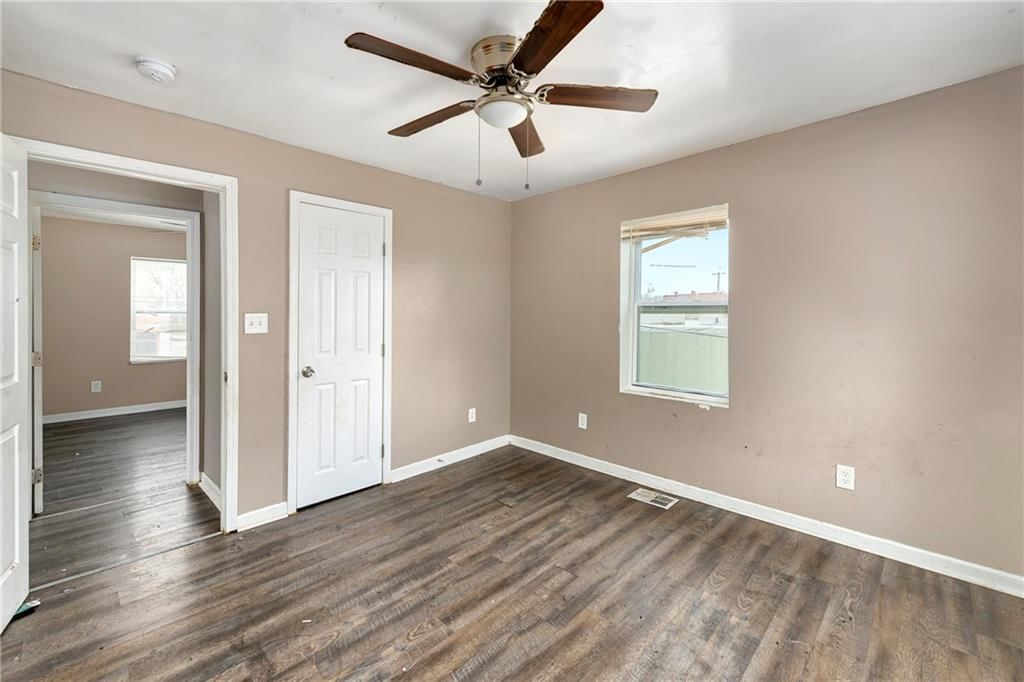 Photo 18 of 28 - 3609 E 27th Street