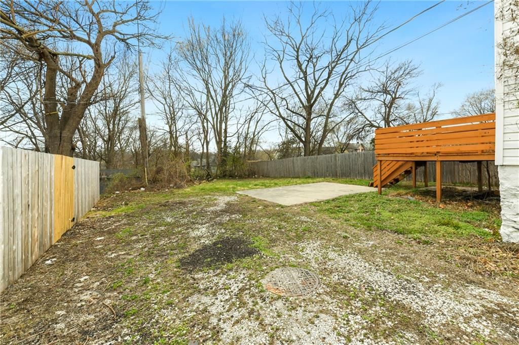 Photo 22 of 28 - 3609 E 27th Street