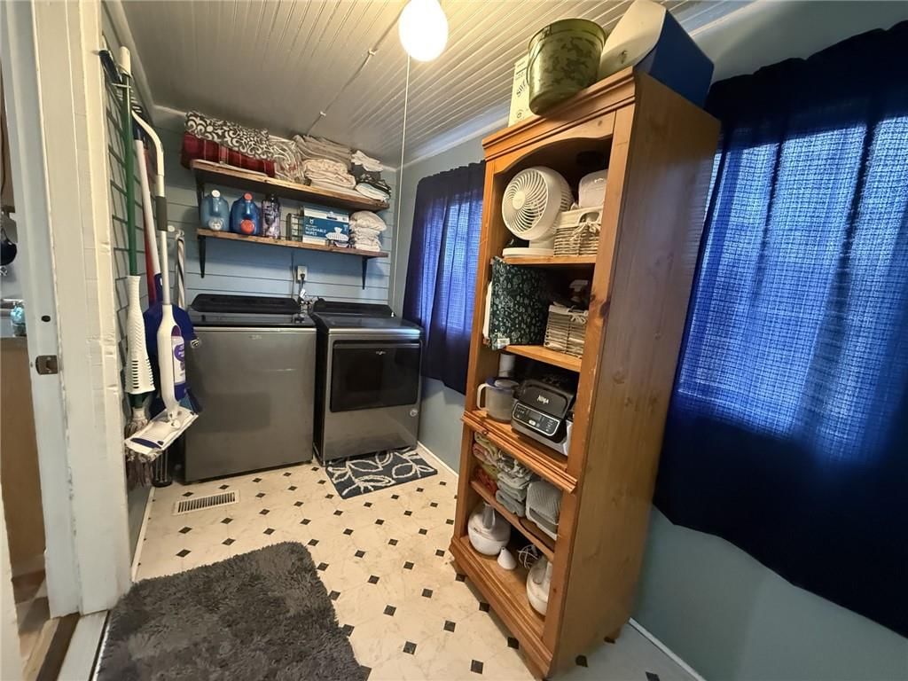 603 Maple Street — photo 16