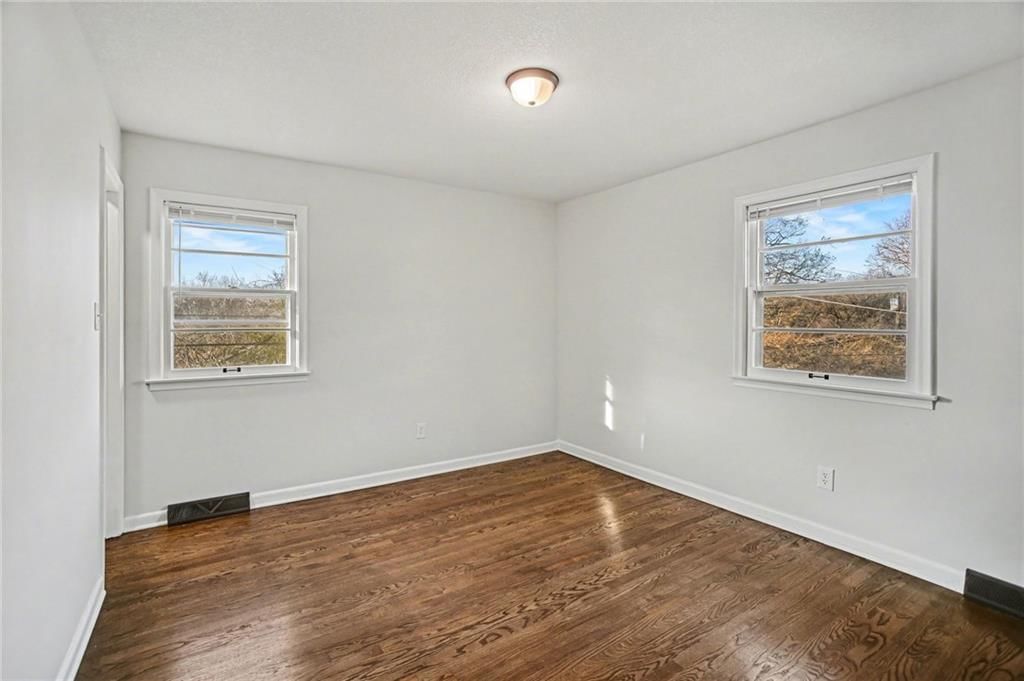 5759 Georgia Avenue — photo 8