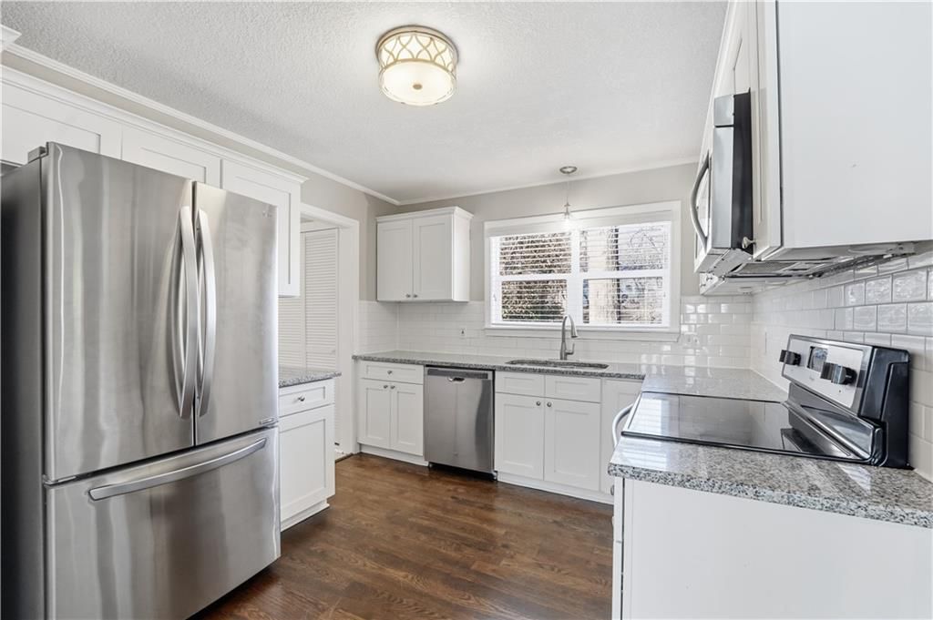 2512 W 77th Street — photo 17