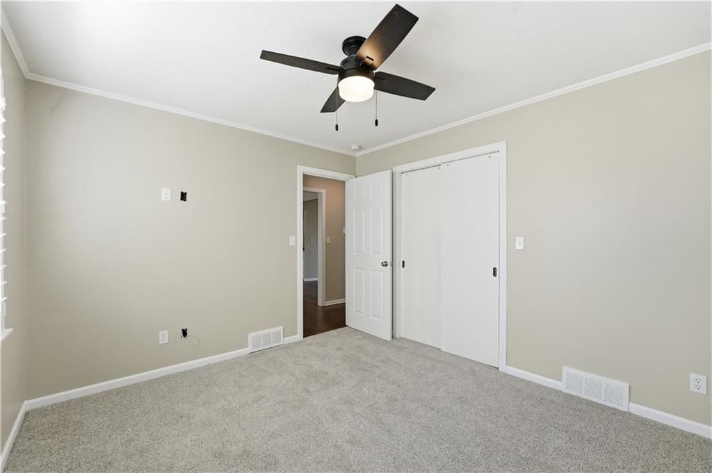 2512 W 77th Street — photo 26