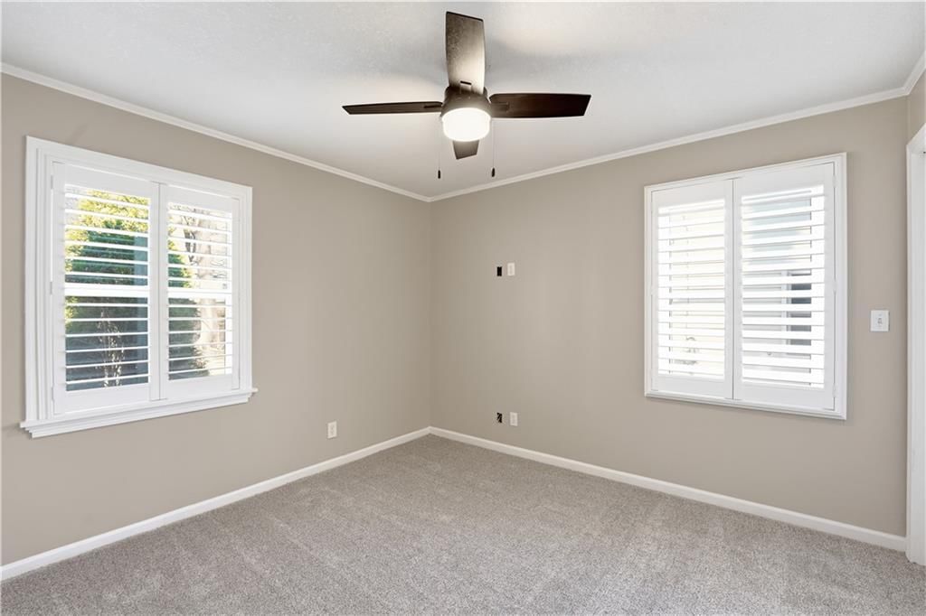 2512 W 77th Street — photo 27