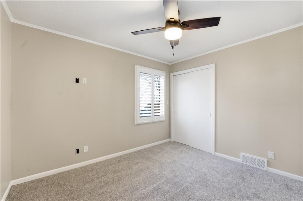 2512 W 77th Street — photo 29