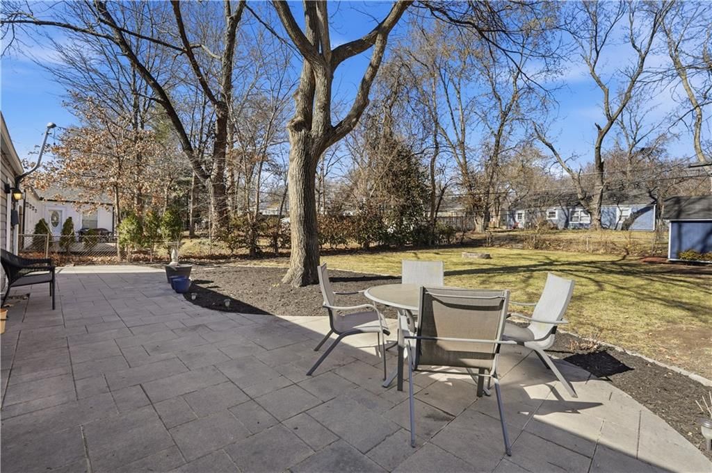 2512 W 77th Street — photo 39