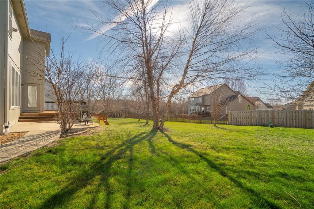 927 Hedge Apple Place — photo 31