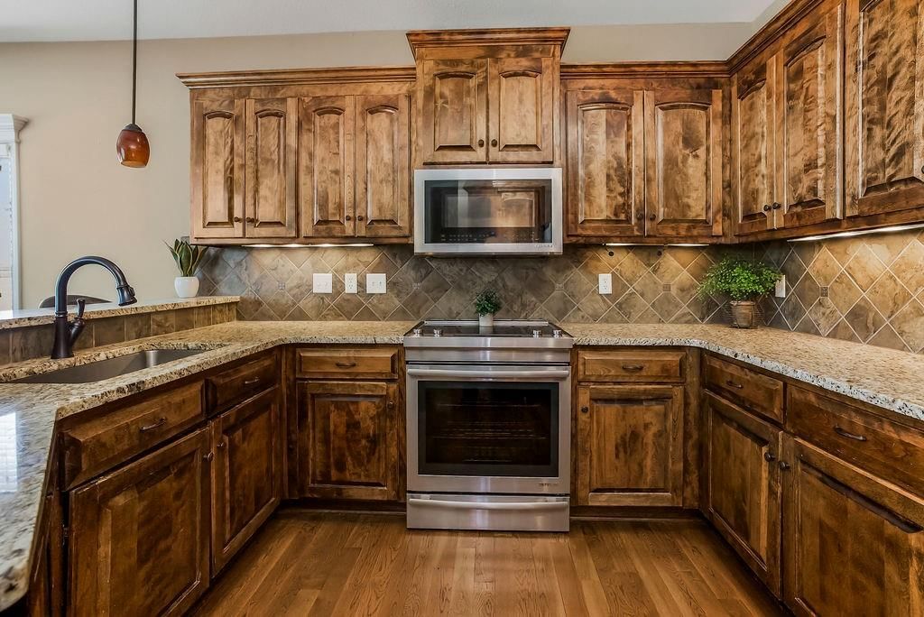 1205 Richards Circle — photo 9