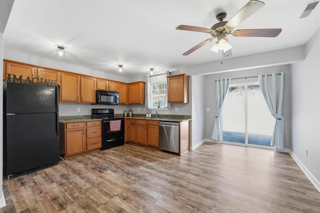 13684 OAK VALLEY Drive — photo 12