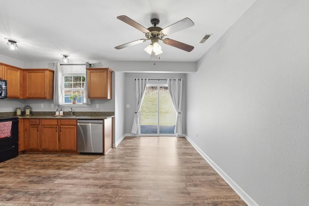 13684 OAK VALLEY Drive — photo 15