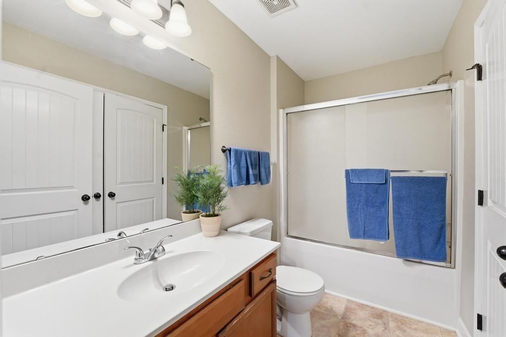 13684 OAK VALLEY Drive — photo 19