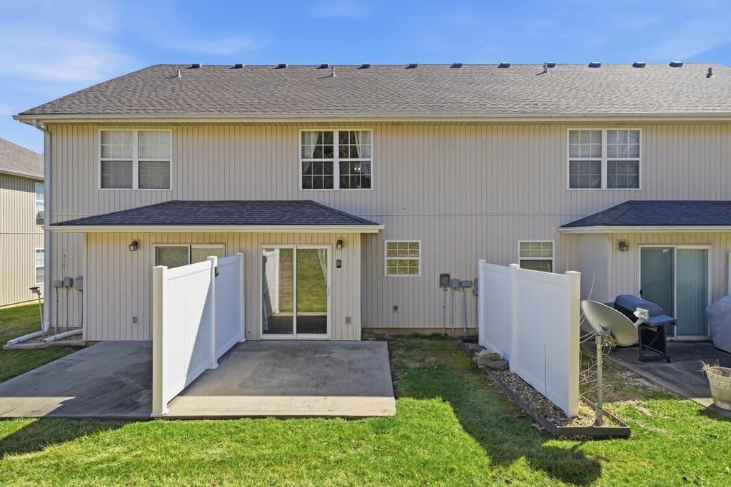 13684 OAK VALLEY Drive — photo 29