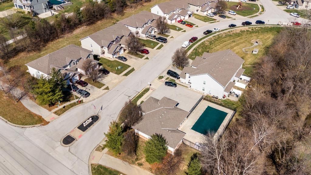 13684 OAK VALLEY Drive — photo 30
