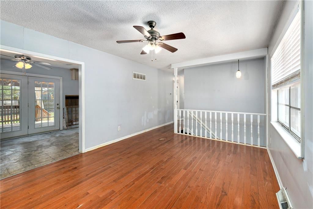 1103 NE Columbus Street — photo 2