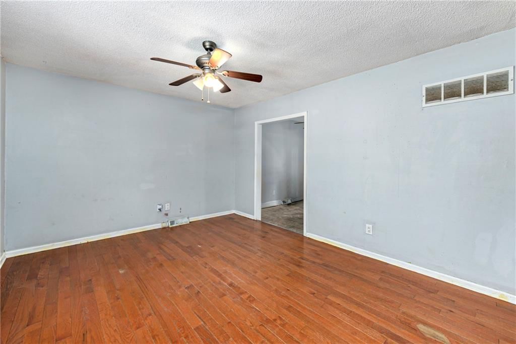 1103 NE Columbus Street — photo 3