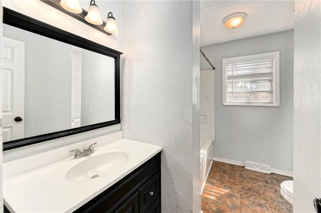 1103 NE Columbus Street — photo 13