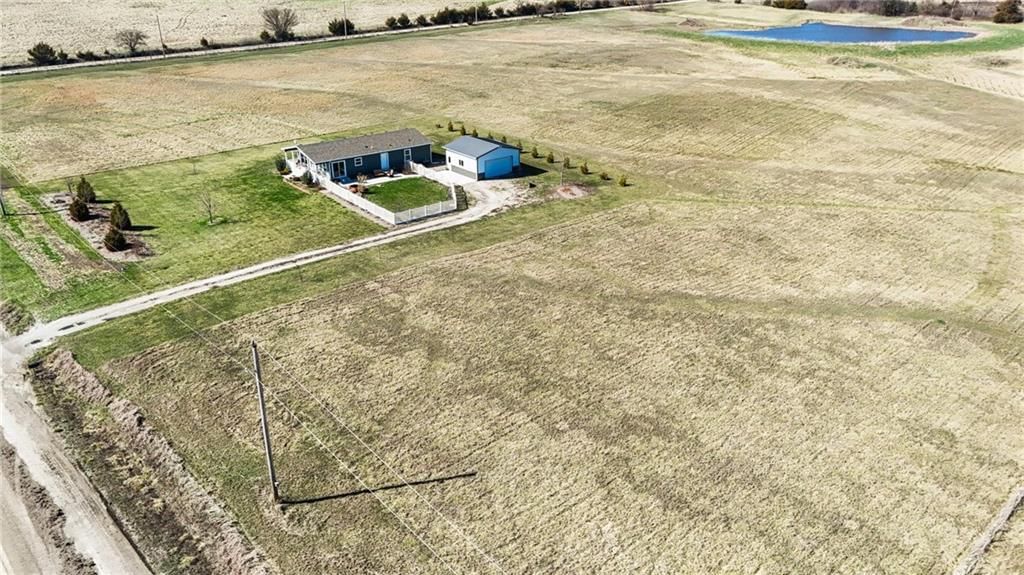 1558 N 450th Road — photo 48