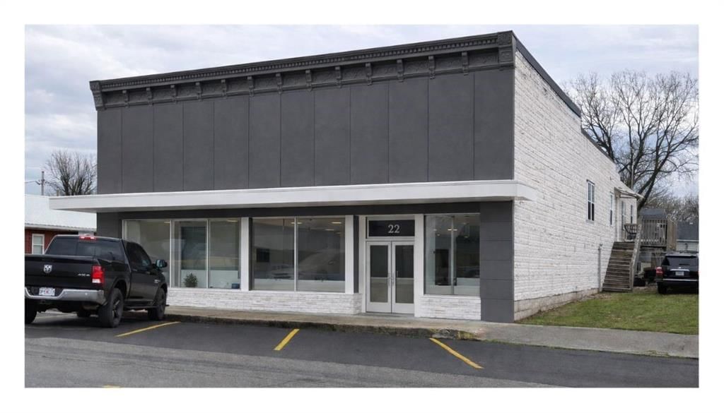110 N main Street — photo 2