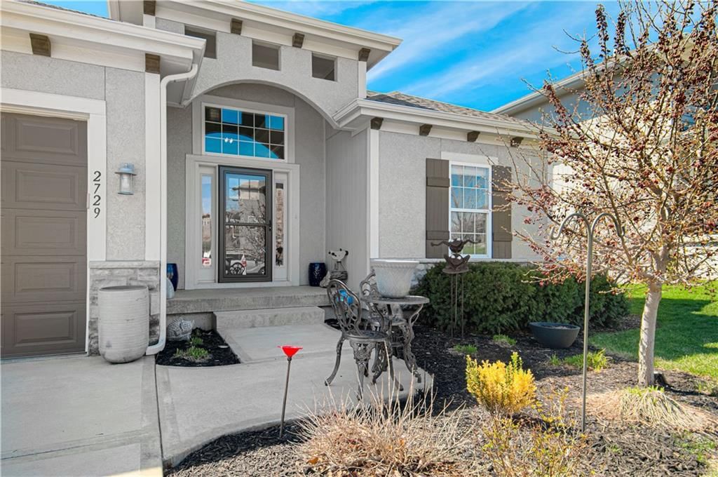 2729 W Elm Street — photo 3