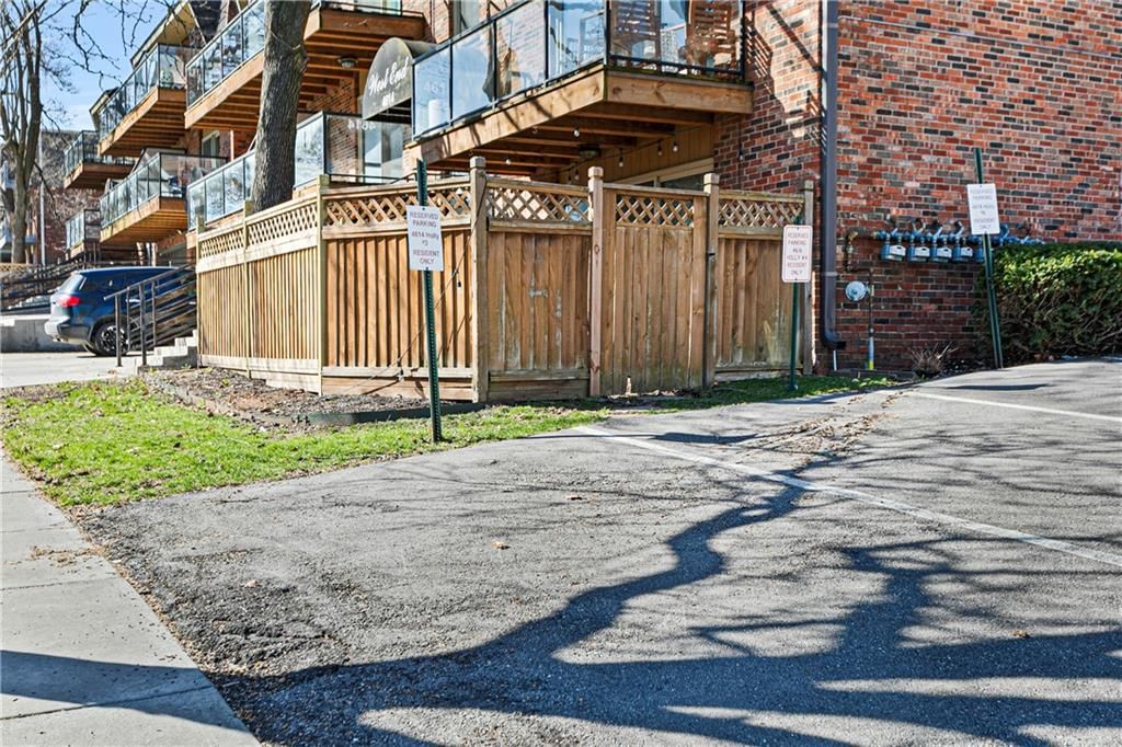 4614 HOLLY Street — photo 2