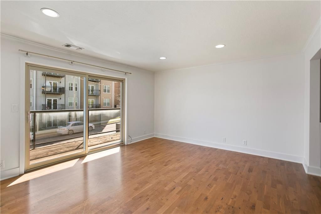 4614 HOLLY Street — photo 4