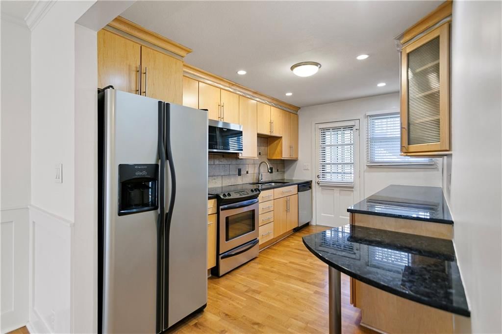 4614 HOLLY Street — photo 8